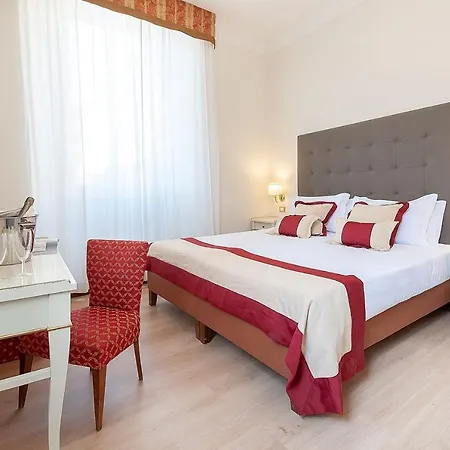 Dei Priori Boutique